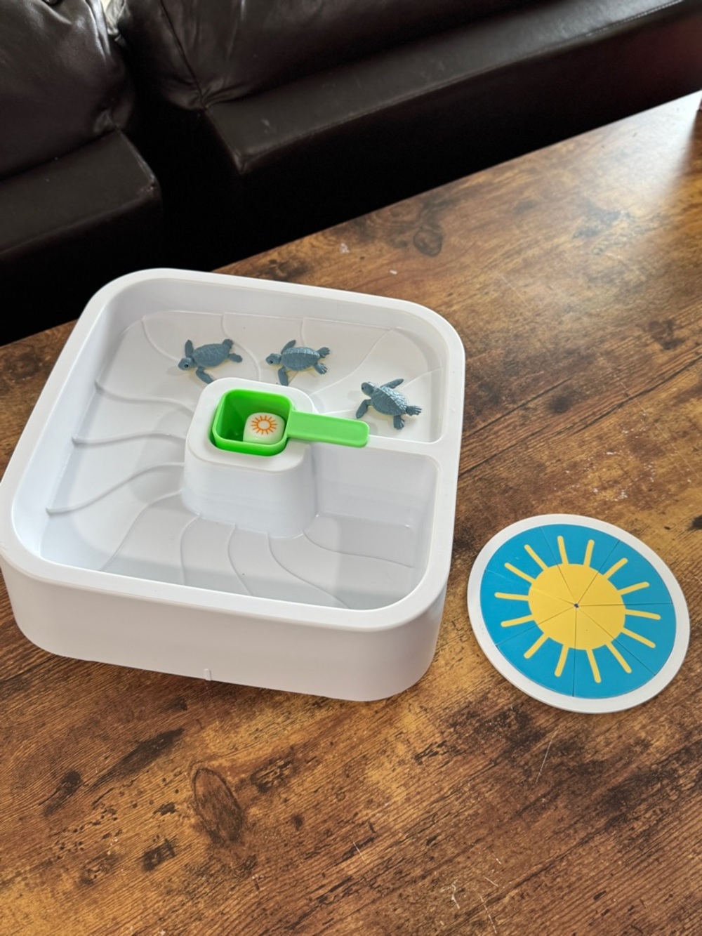 🐢 Lovevery Turtle Hatch Game – Problem Solver Play Kit Montessori Toy 🐢 - Picture 2 of 4